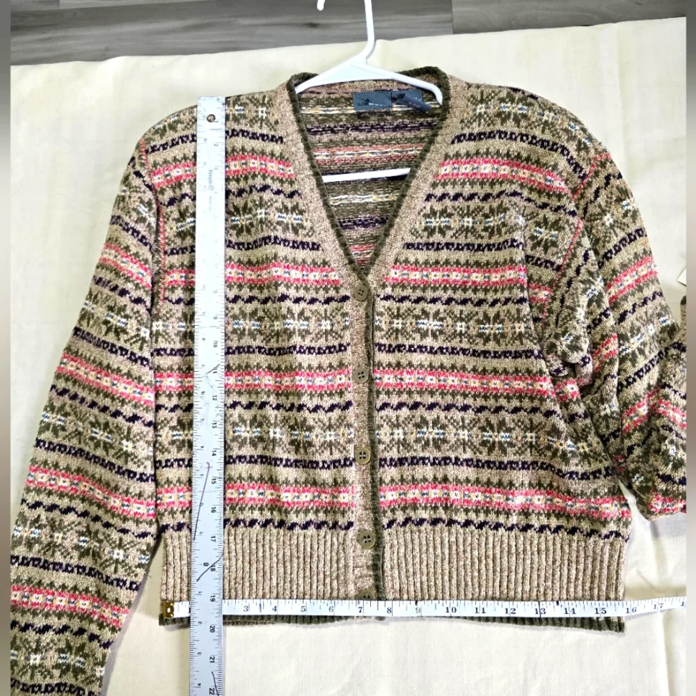 Lizwear Women's Patterned Sweater - Multicolor